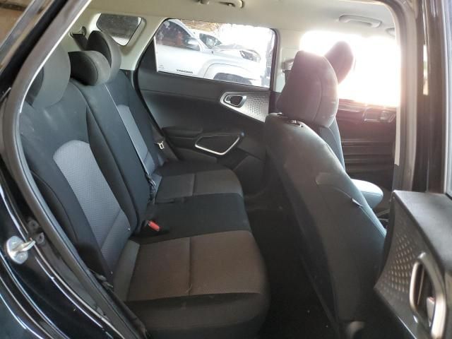 2023 KIA Soul lx