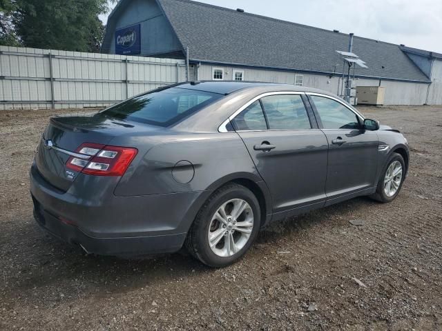 2016 Ford Taurus SEL