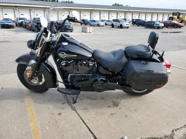 2018 Harley-Davidson Flhcs Heritage Classic 114