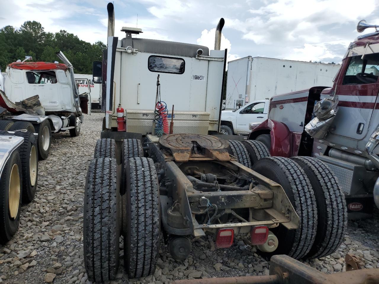 1995 Kenworth T600 Semi Truck