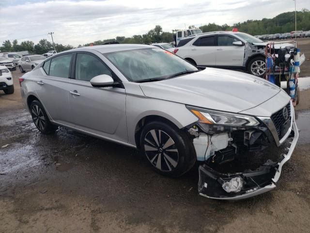 2022 Nissan Altima SV