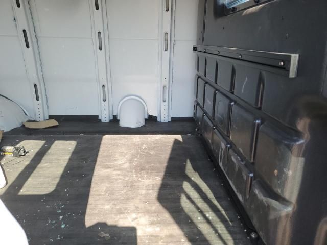 2024 Chevrolet Express G2500