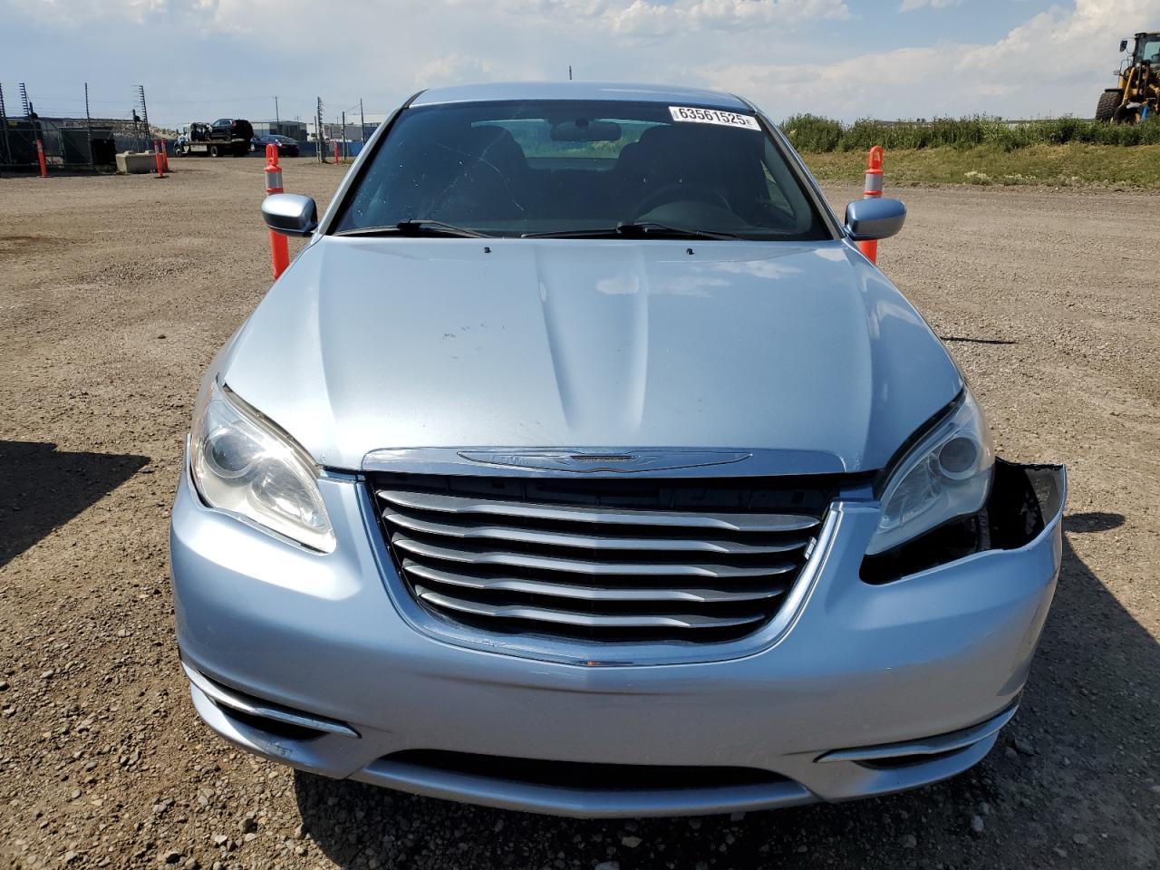 2013 Chrysler 200 lx