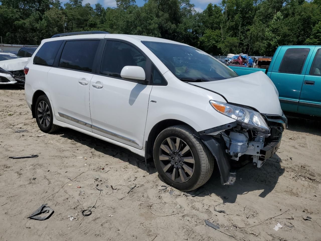 2020 Toyota Sienna le