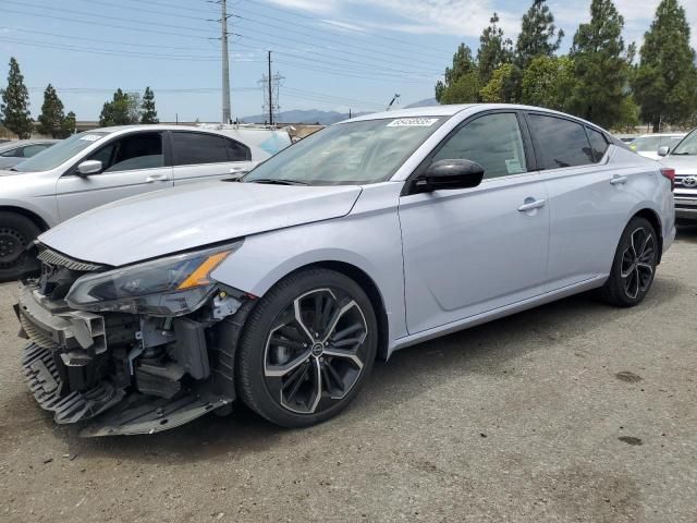 2023 Nissan Altima SR