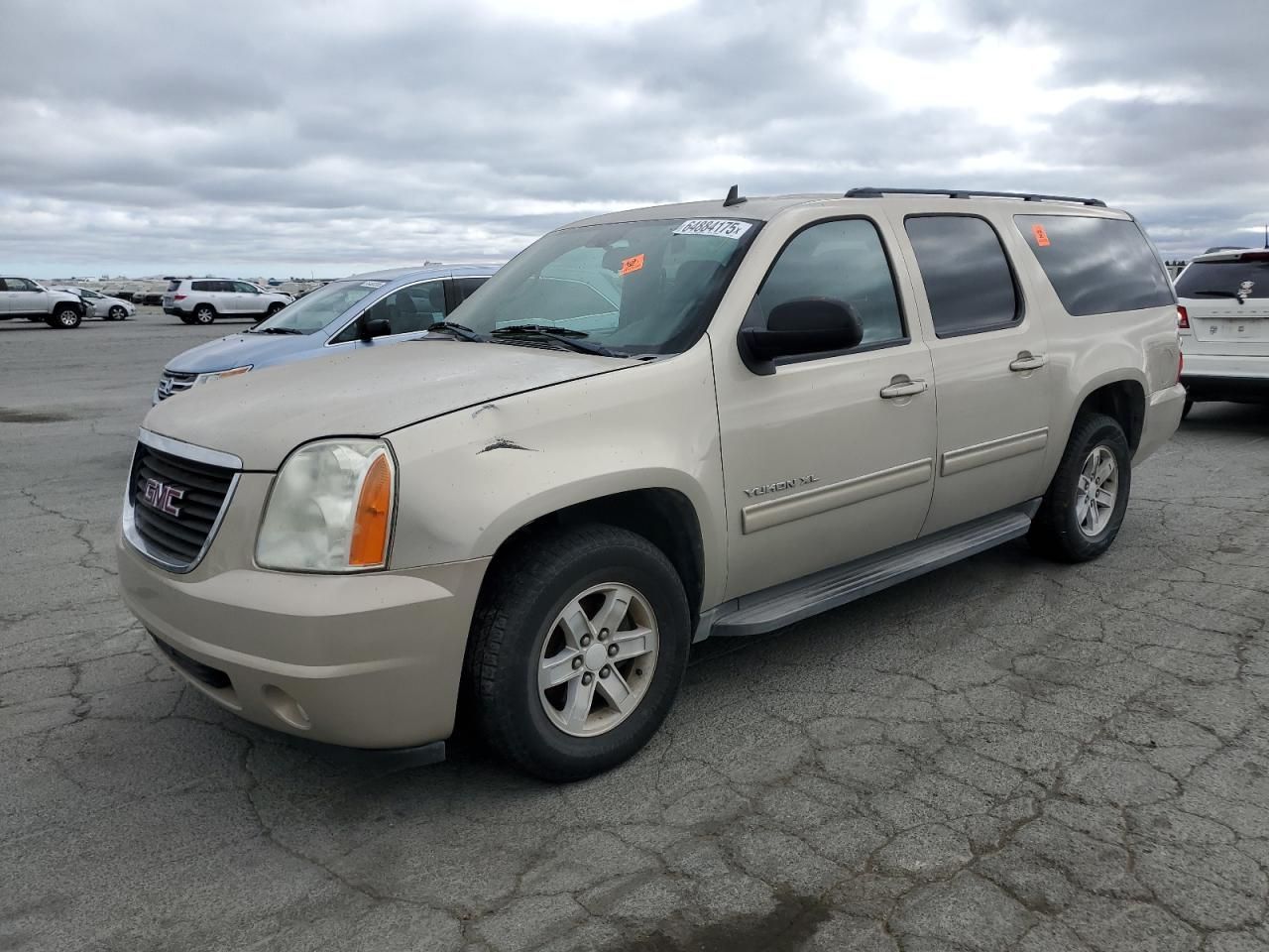 2011 GMC Yukon xl C1500 sle