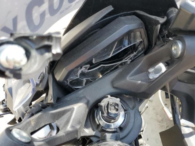 2023 Kawasaki EX650 R