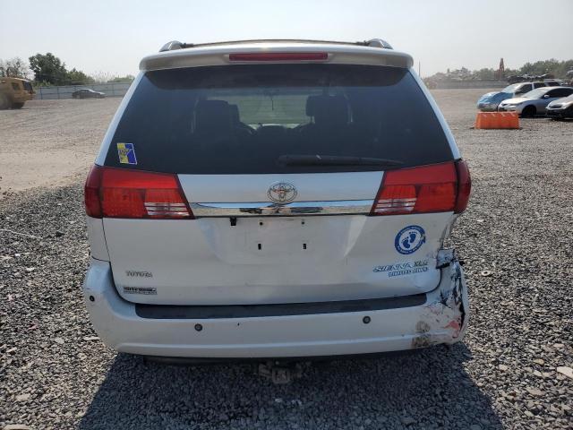 2004 Toyota Sienna xle Limited 7-passenger