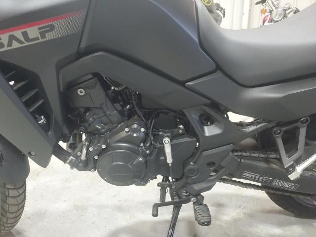 2024 Honda XL750