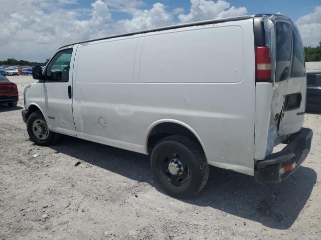 2004 Chevrolet Express G2500
