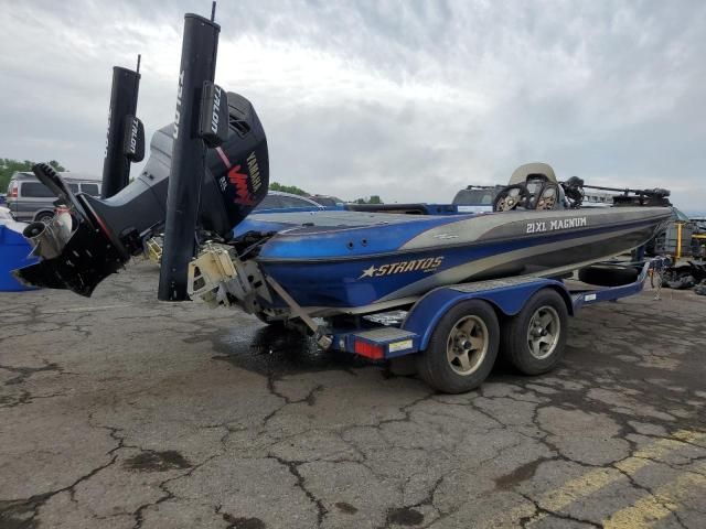 2002 Stratos Boat