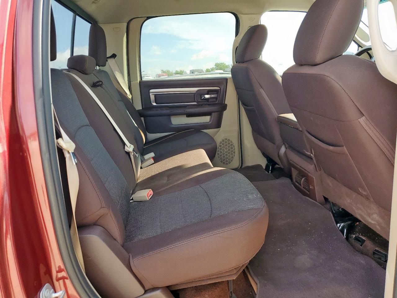 2017 Dodge RAM 1500 SLT