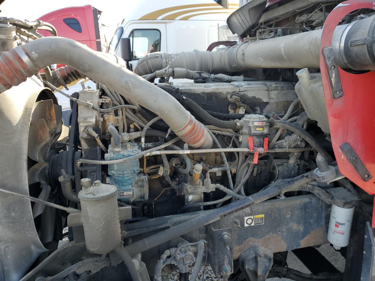 2005 Kenworth W900 Semi Truck