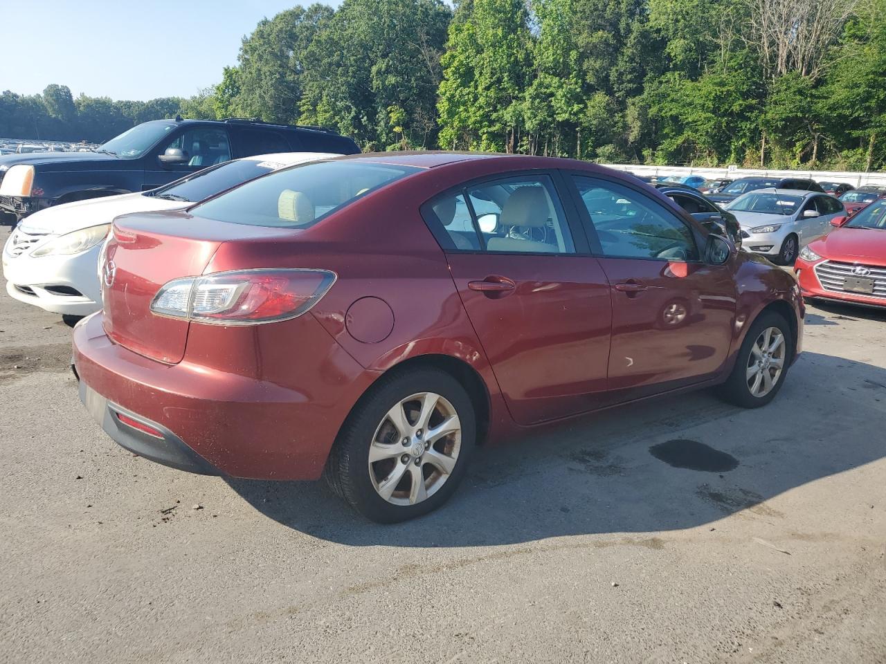 2010 Mazda 3 I
