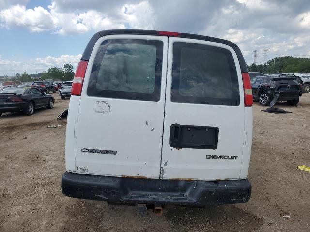 2004 Chev Express Cargo 2500 1