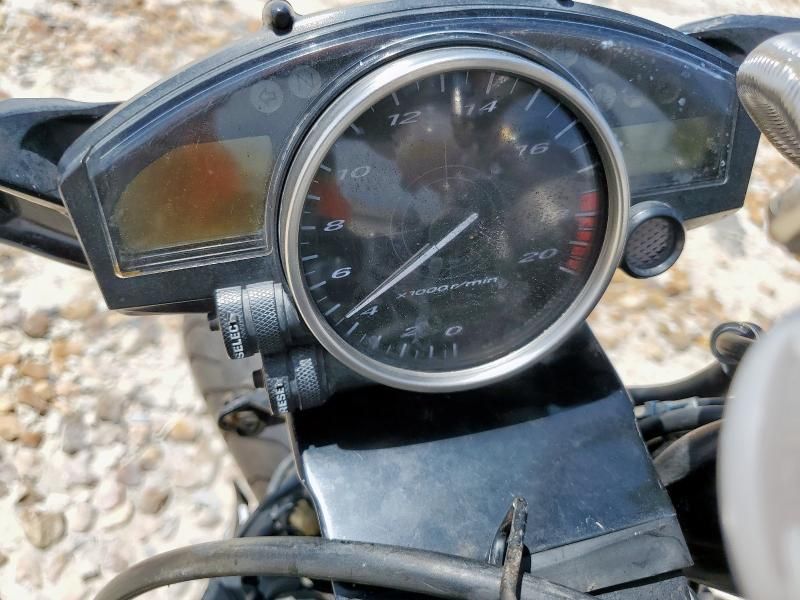 2005 Yamaha YZFR6 L