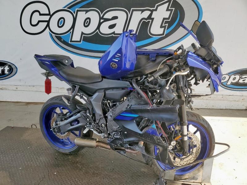 2024 Yamaha YZFR7