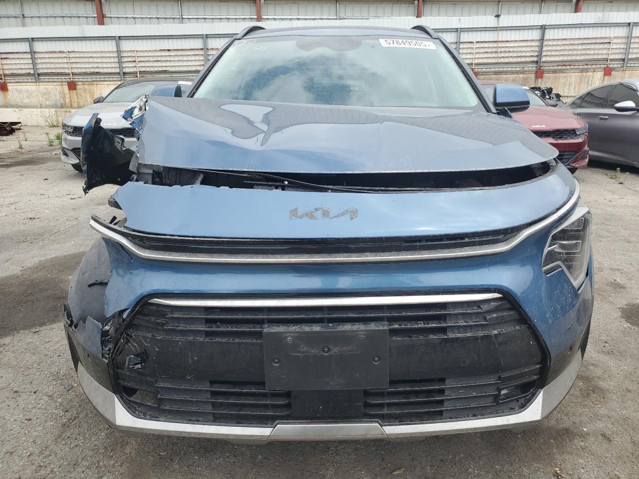 2023 KIA Niro sx