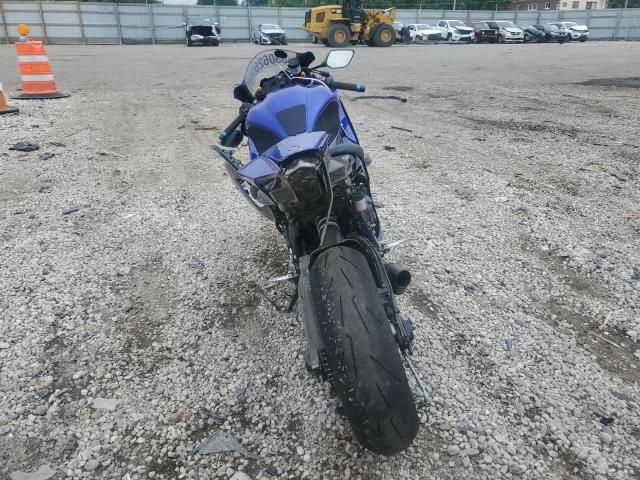 2022 Yamaha YZFR7