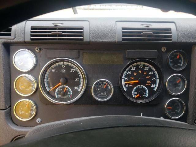 2015 Freightliner Cascadia 125