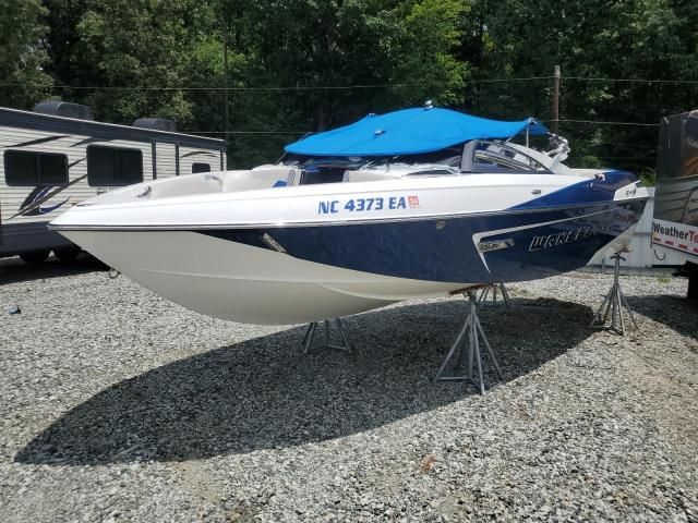 2014 Malibu LSV Wakese Boat Inboard Engine