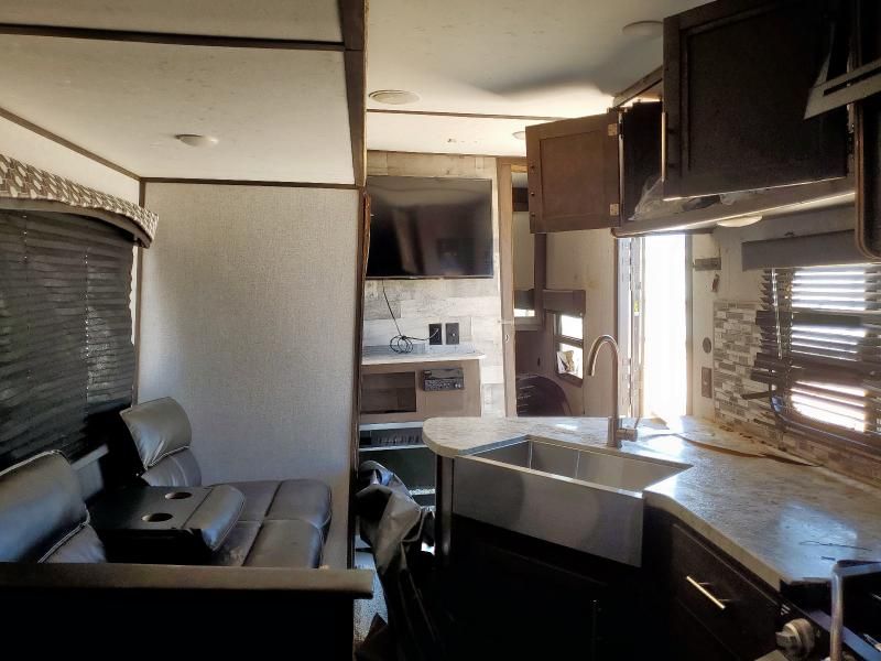 2020 Coleman Travel Trailer