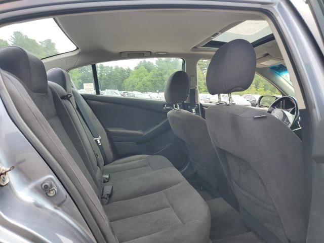2010 Nissan Altima Base