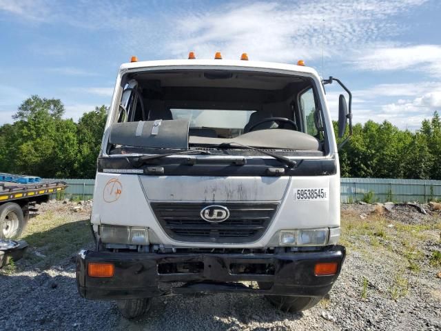 2007 Nissan Diesel UD2300