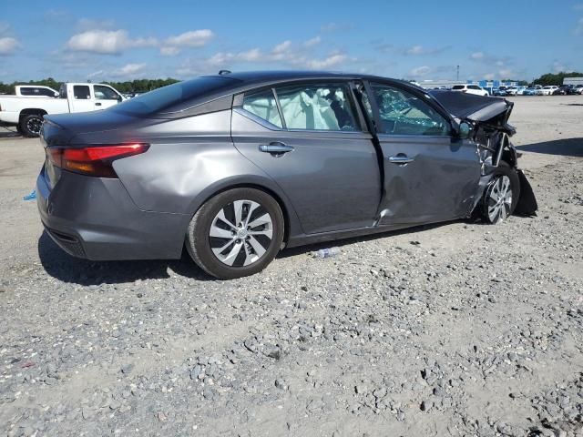 2025 Nissan Altima s