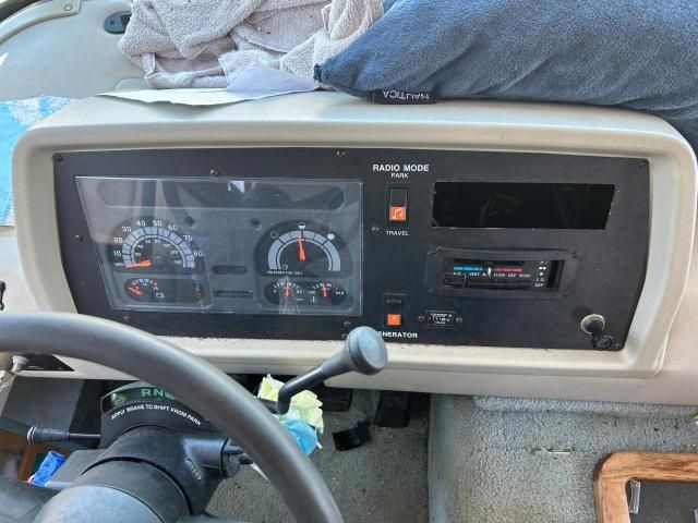 1995 Fleetwood 1995 Chevrolet P30