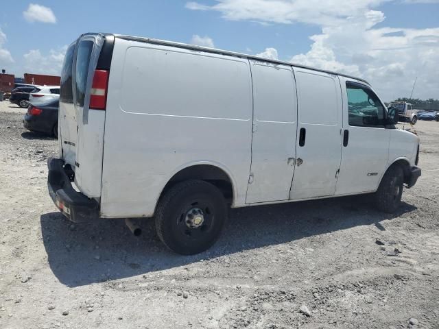 2004 Chevrolet Express G2500