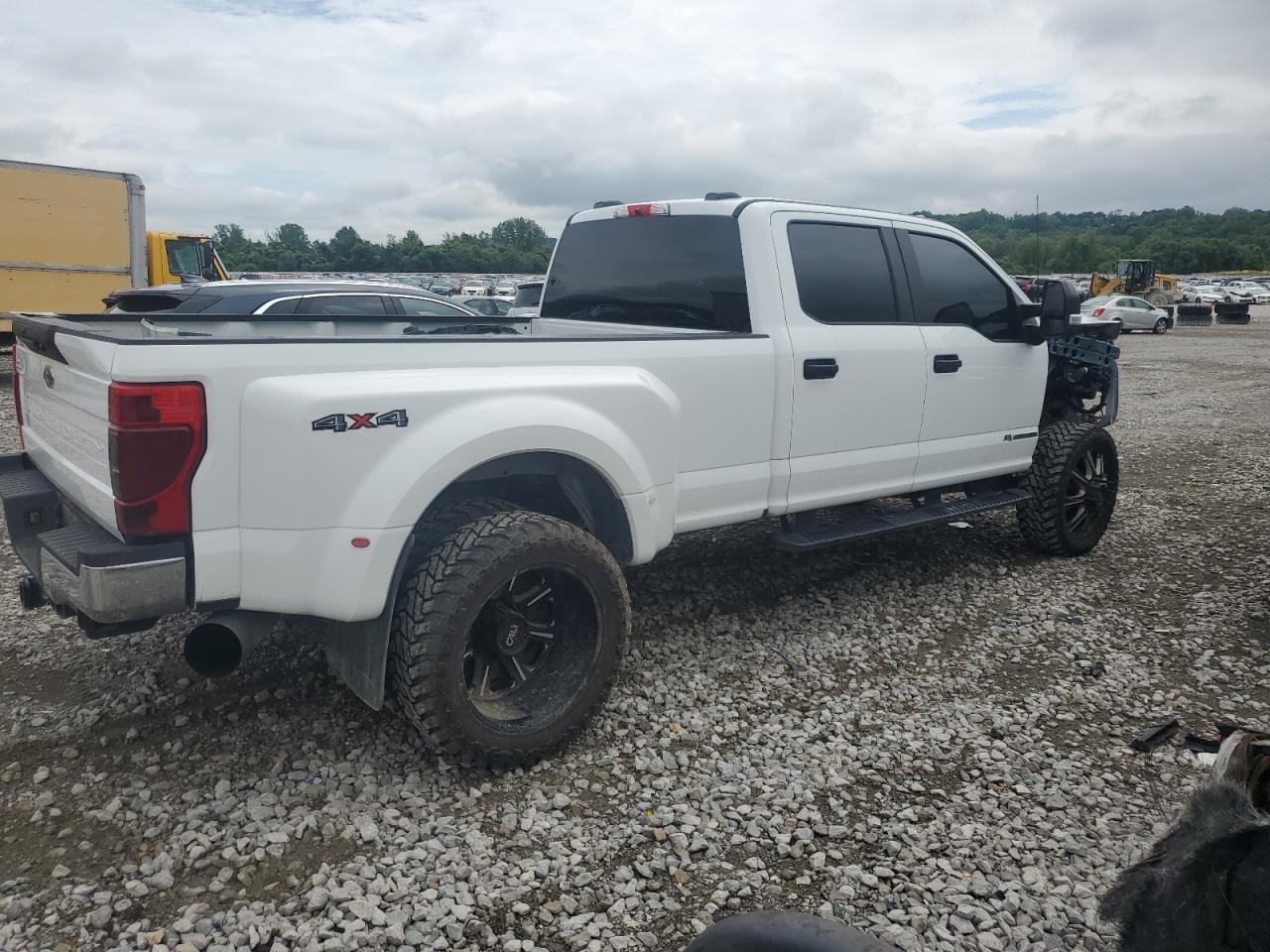 2022 Ford F350 Super