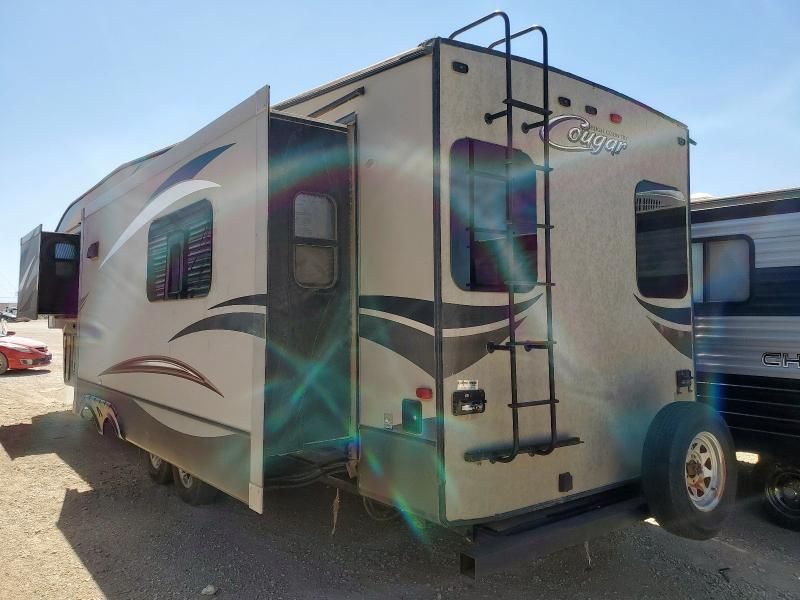 2015 Cougar CG34TS822