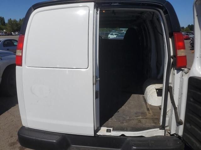 2012 Chevrolet Express G2500