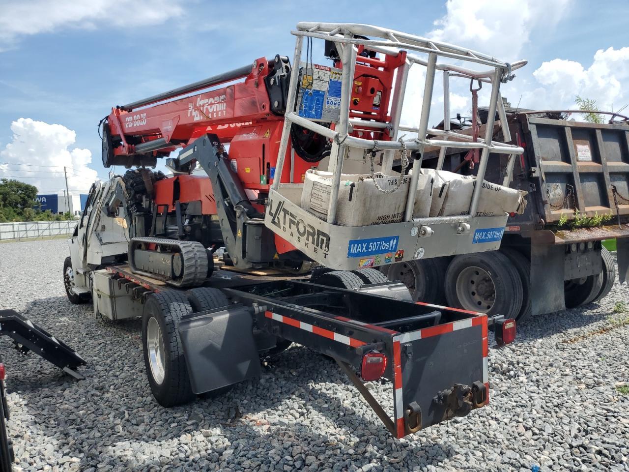 2019 Freigliner 2019 Freightliner Business Class M2 Flatbed Truckw
