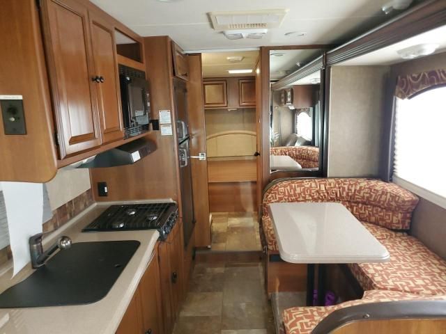 2013 Coachmen 2013 Ford Econoline E450 Super Duty Cutaway Van