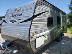 Salvage trucks for sale at London, ON auction: 2021 Jayco Trailer