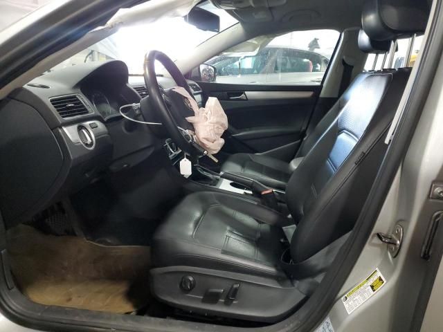 2013 Volkswagen Passat SE