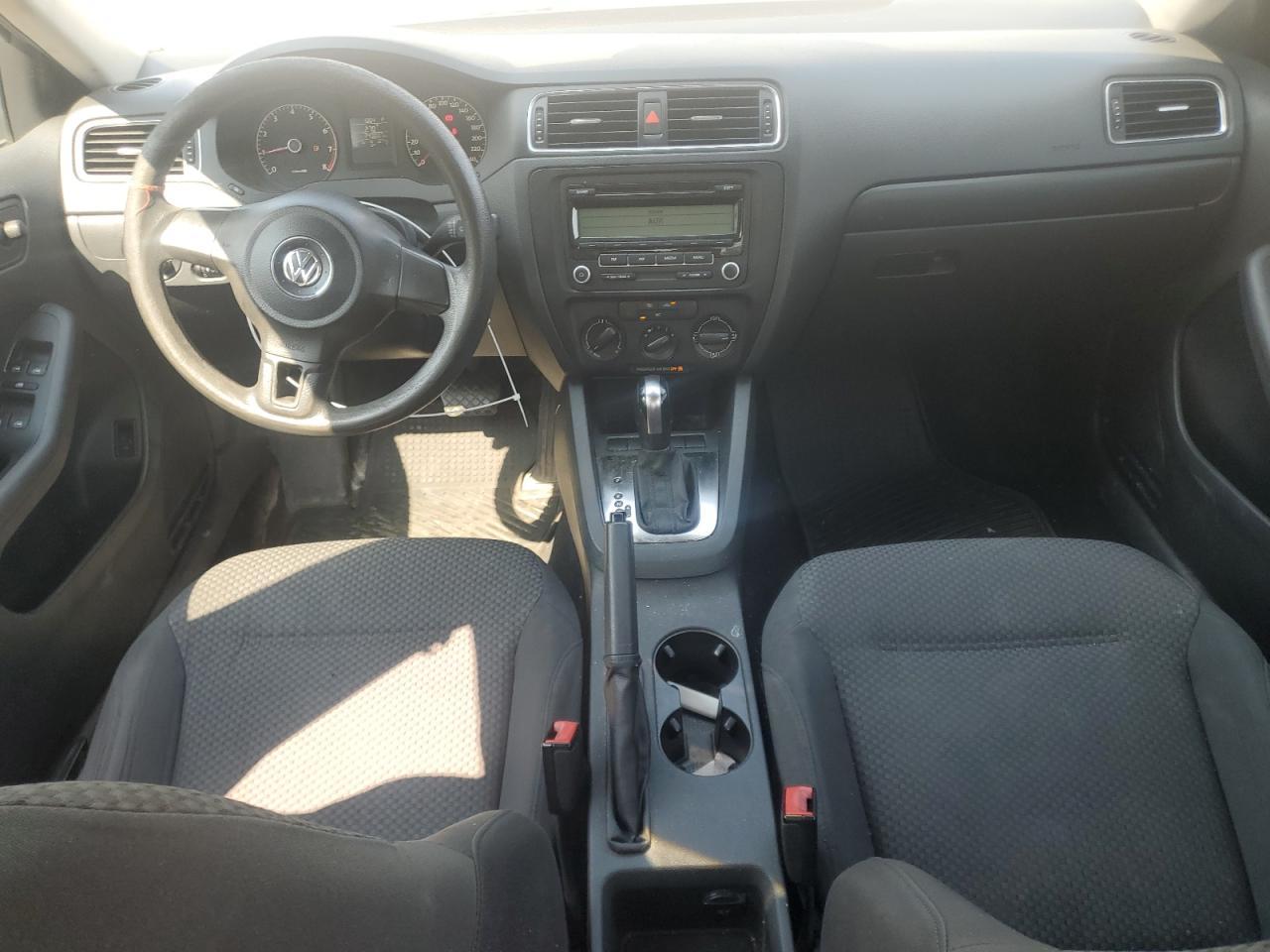 2011 Volkswagen Jetta Base
