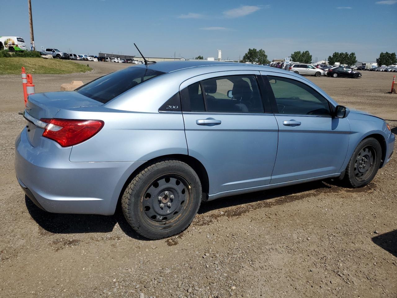 2013 Chrysler 200 lx