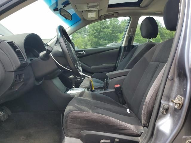 2010 Nissan Altima Base