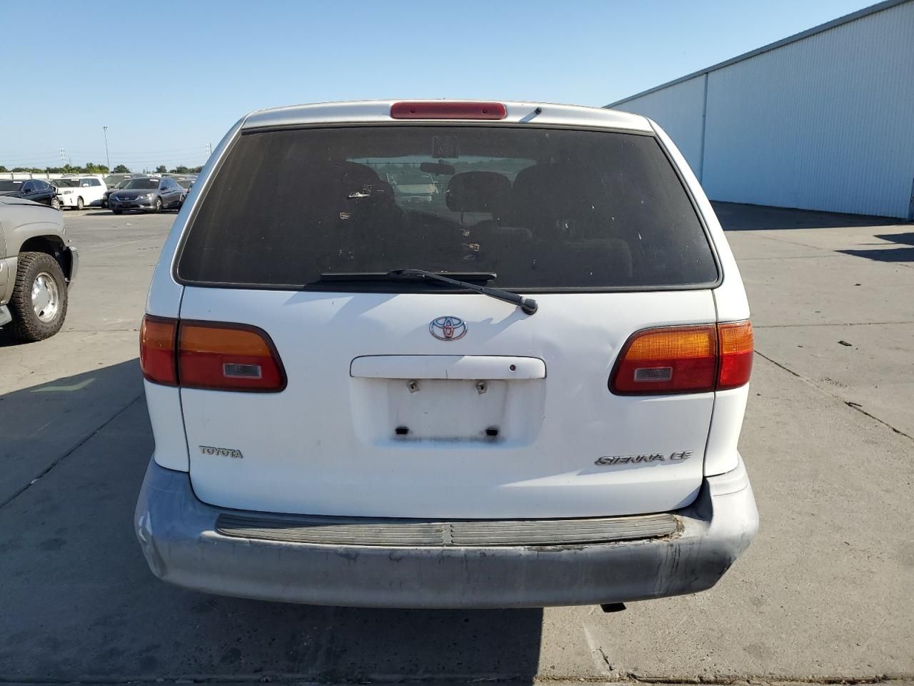 2000 Toyota Sienna ce