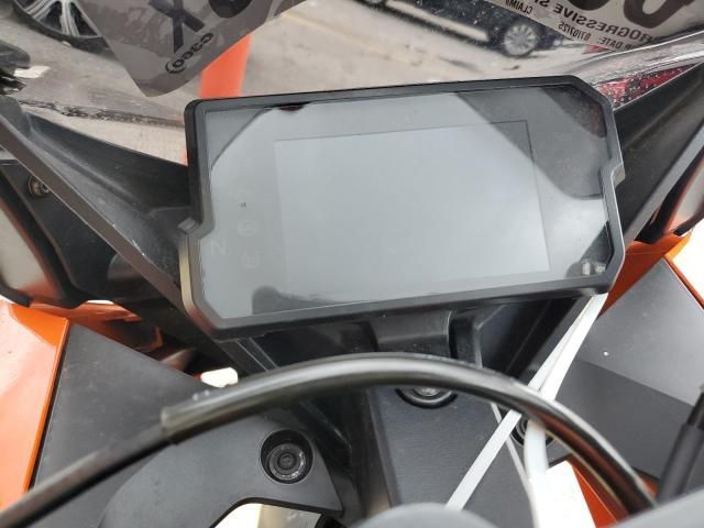 2024 KTM 390 RC