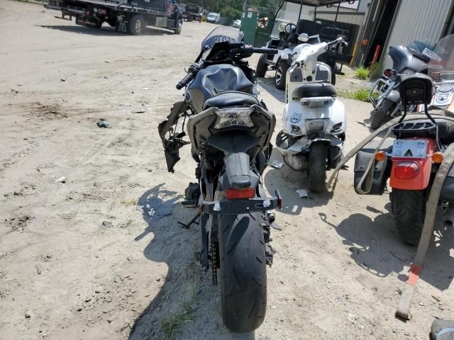 2023 Kawasaki EX650 R