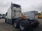 2015 Freightliner Cascadia 125 Semi Truck