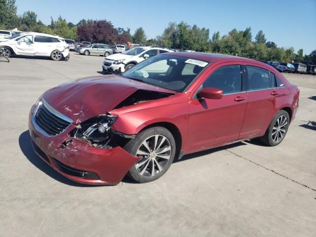2013 Chrysler 200 Limited