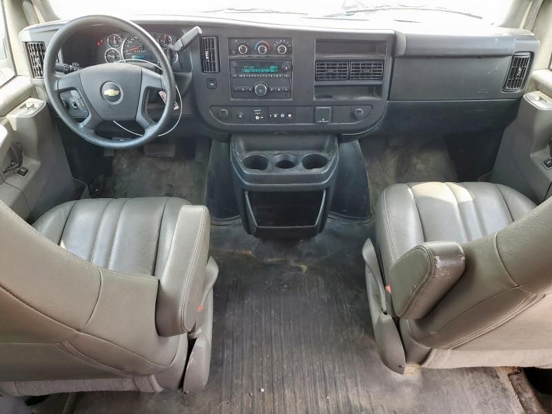 2021 Chevrolet Express G3500 LS