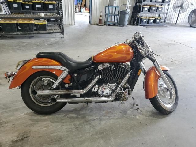2002 Honda VT1100 C2