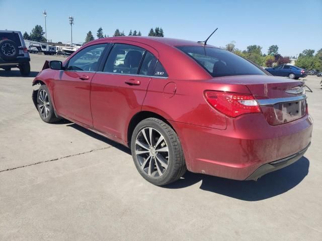 2013 Chrysler 200 Limited