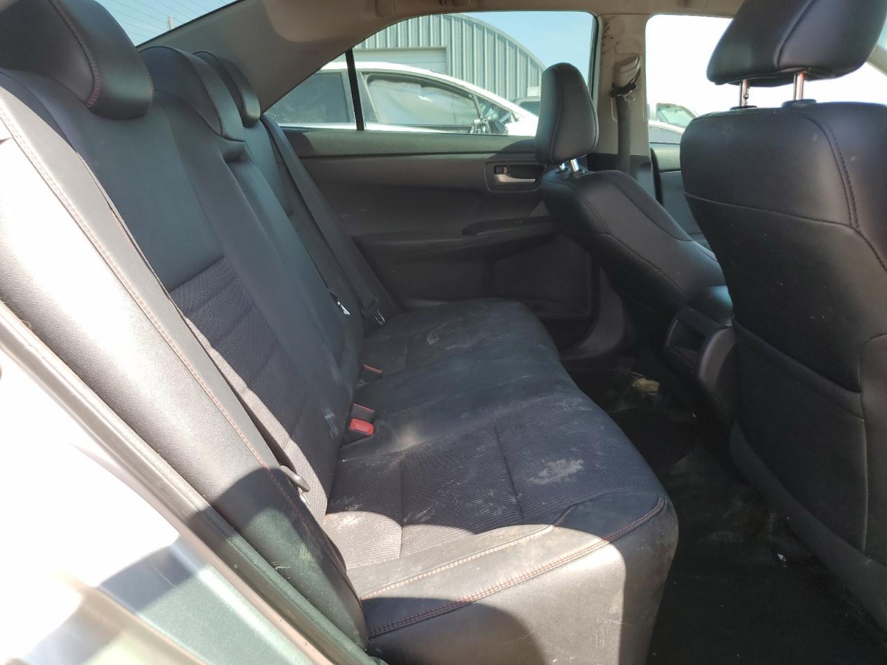 2017 Toyota Camry le